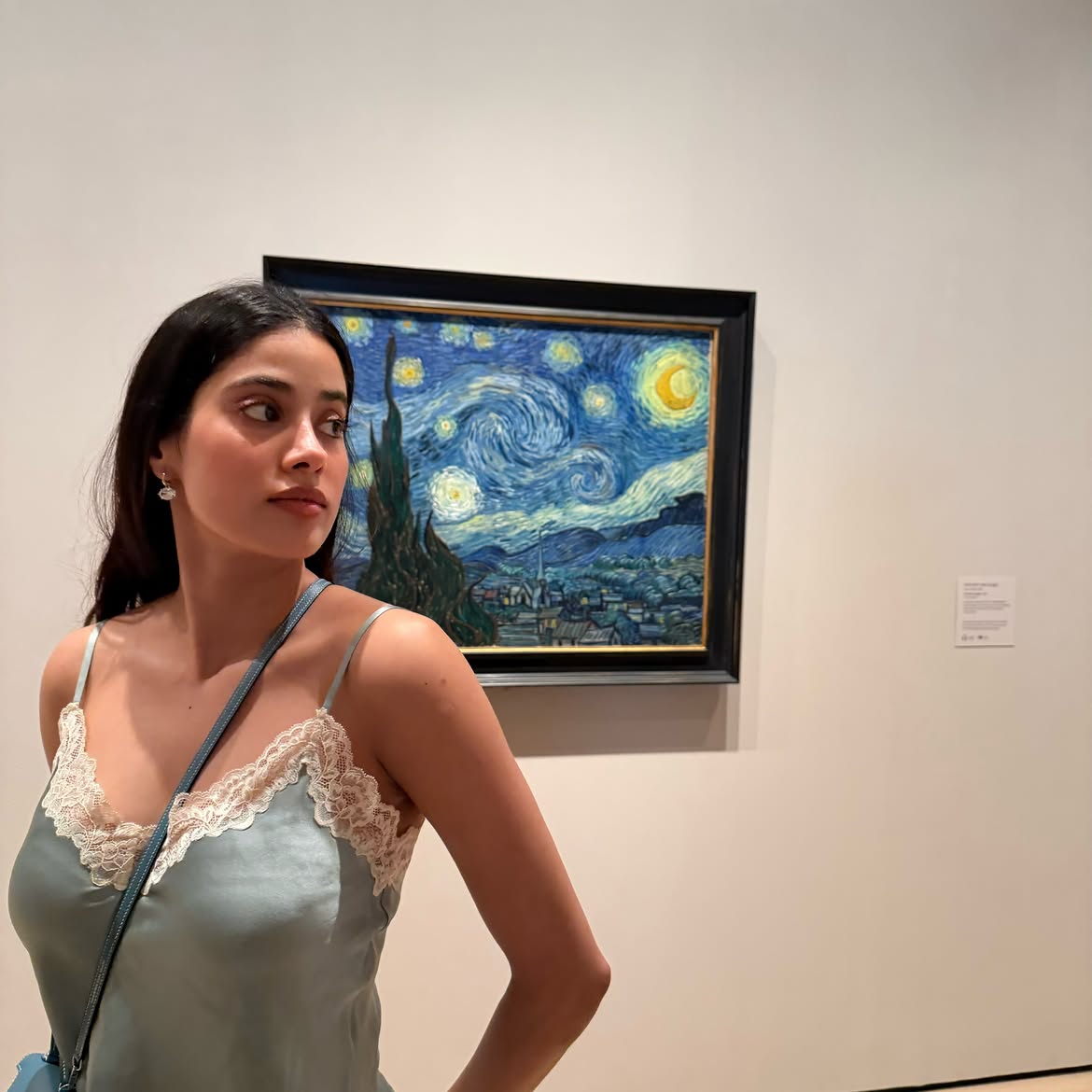 Janhvi Kapoor Enjoying Vacation with Friends