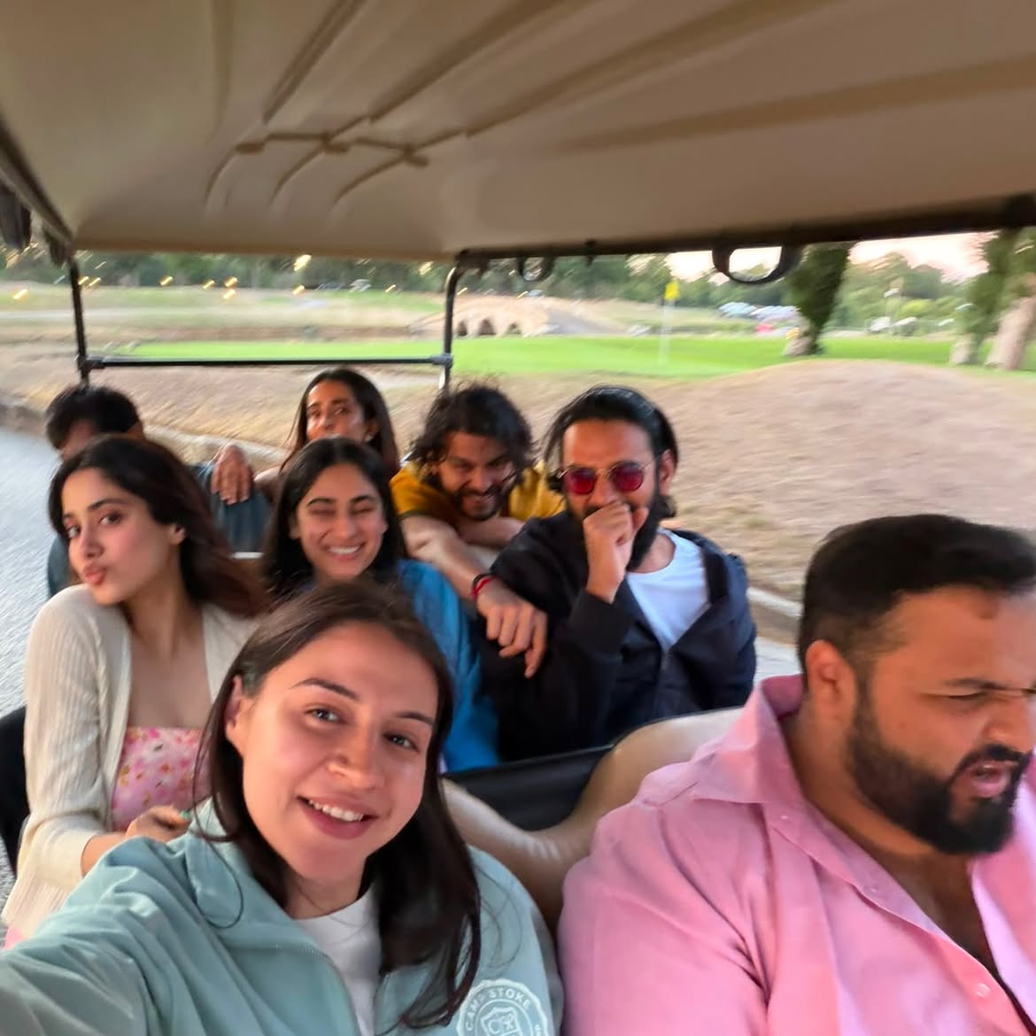 Janhvi Kapoor Enjoying Vacation with Friends