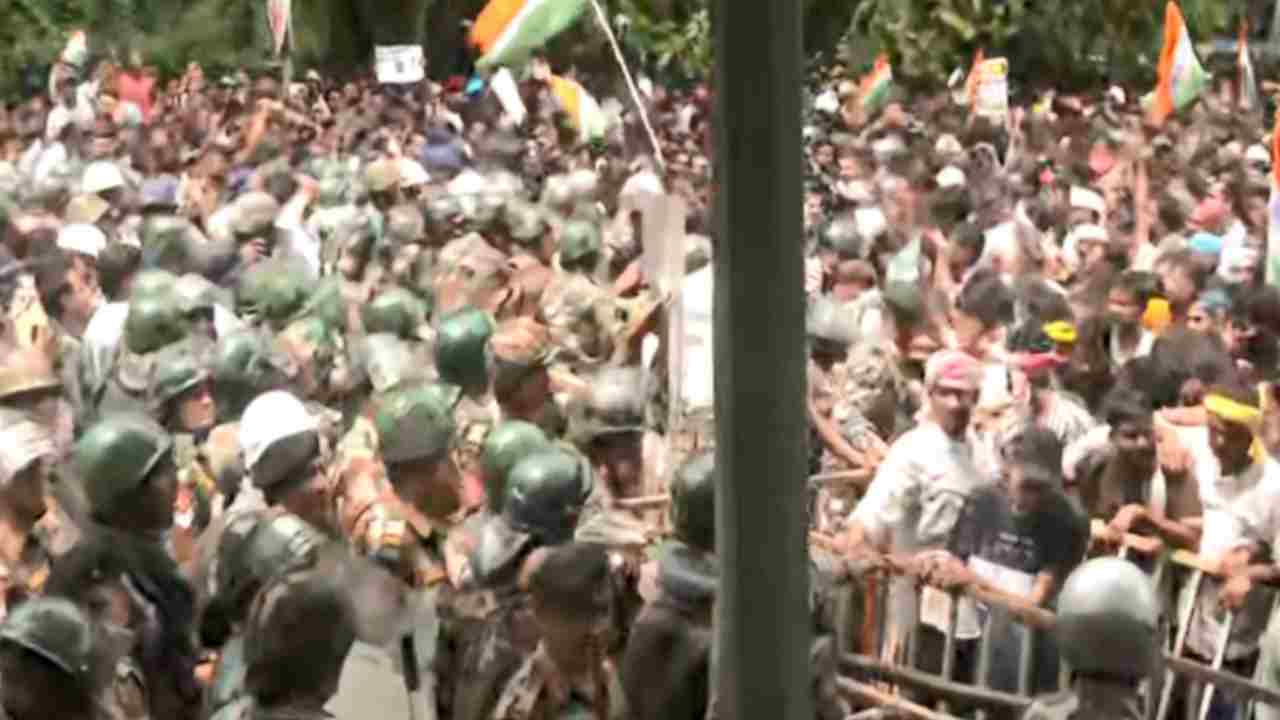 Ranchi Assembly March: జార్ఖండ్‌లో భగ్గుమన్న విద్యార్థి ఉద్యమం.. పోలీసుల లాఠీఛార్జ్.. సంచలనం రేపుతున్న అసెంబ్లీ మార్చ్