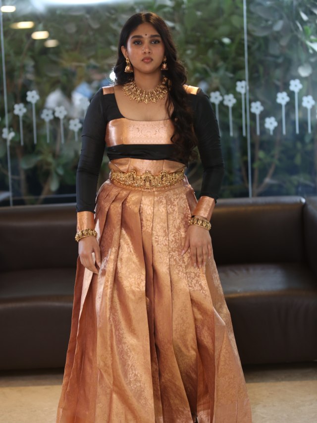 Jovika Vijaykumar Stunning Looks with Huge Ornaments
