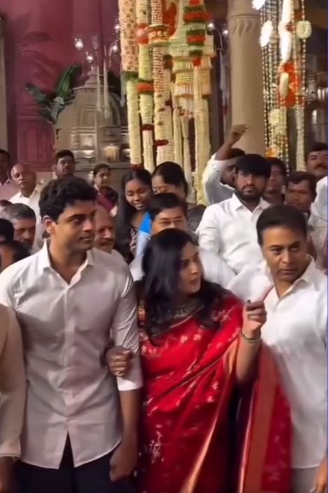 Kalvakuntla Himanshu Rao Shares Special Wishes on his Mother Birthday