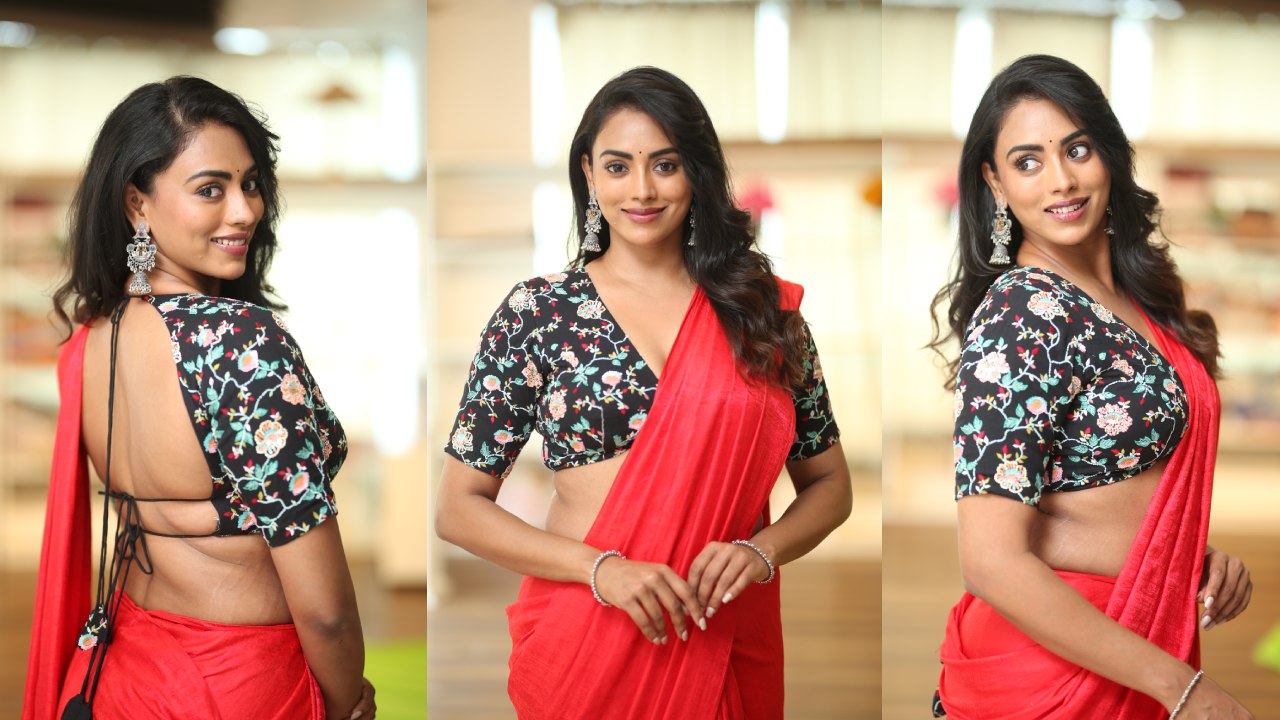 Kamakshi Bhaskarla : అగధ అంటూ రాబోతున్న కామాక్షి భాస్కర్ల.. ప్రమోషన్స్‌లో ఇలా చీరలో అందంగా..