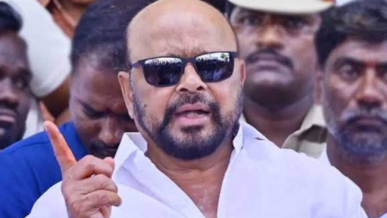 Konda Murali: కాంగ్రెస్‌ను వీడే ప్రసక్తే లేదు.. కూతురి కామెంట్స్‌తో సంబంధం లేదు.. కొండా మురళి షాకింగ్ కామెంట్స్