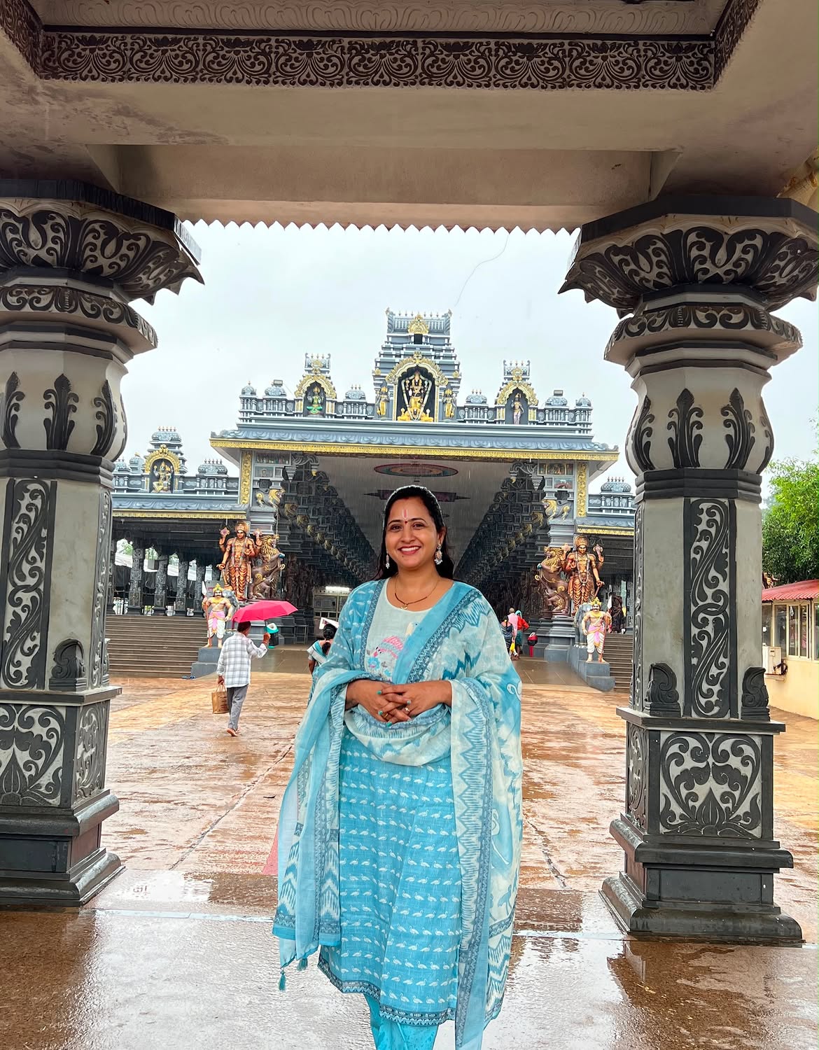 Lasya Manjunath Visits Dwaraka Tirumala with Husband