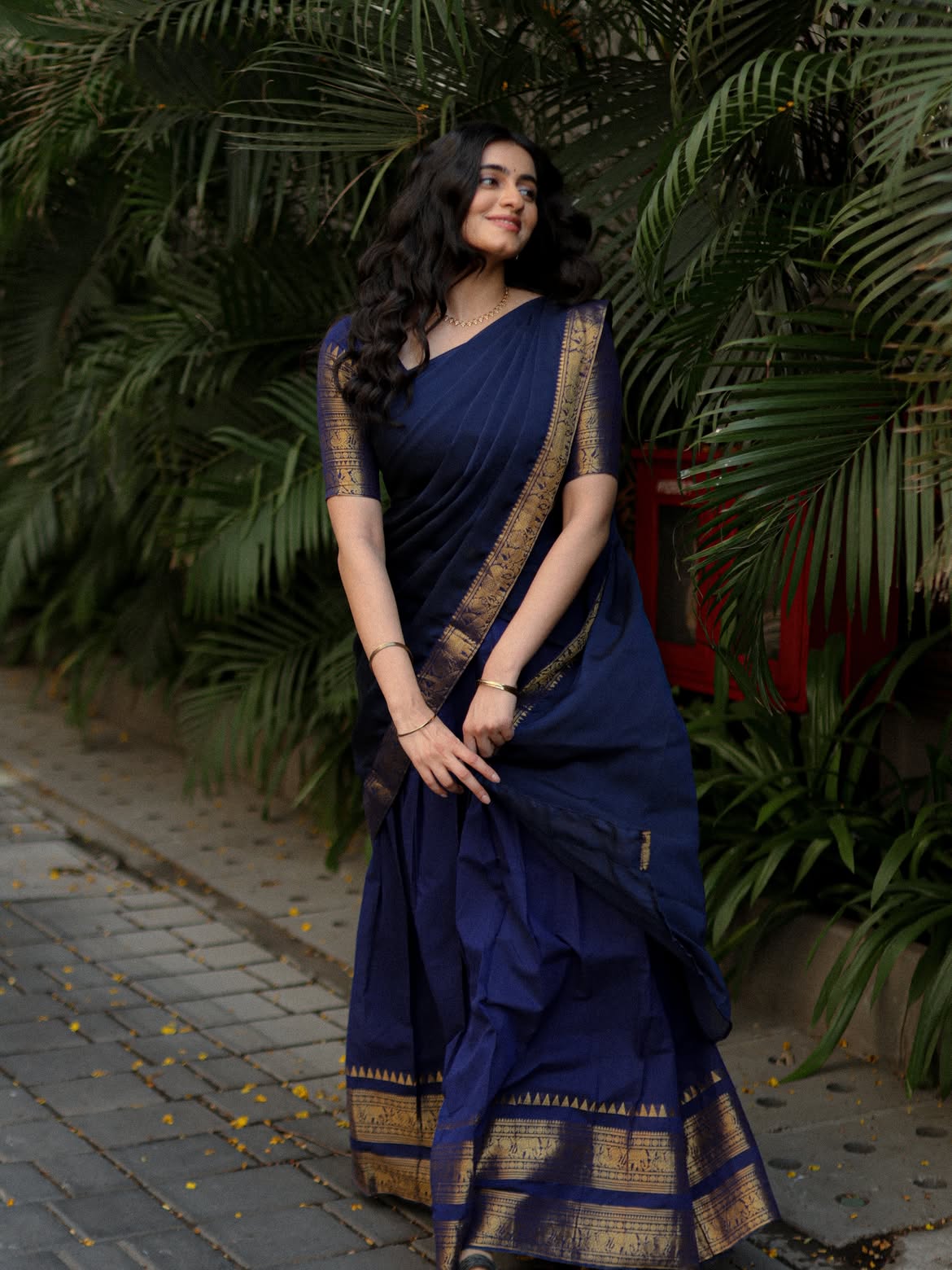Maanasa Choudhary Mesmerizing Looks in Half Saree