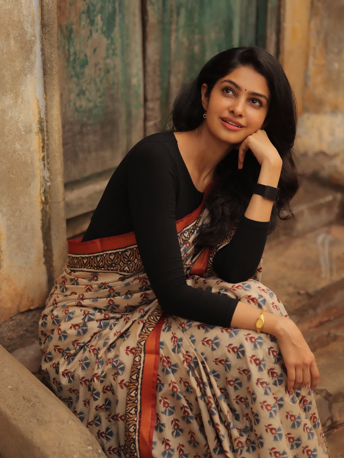 Manasa Varanasi Cute Photos in Saree
