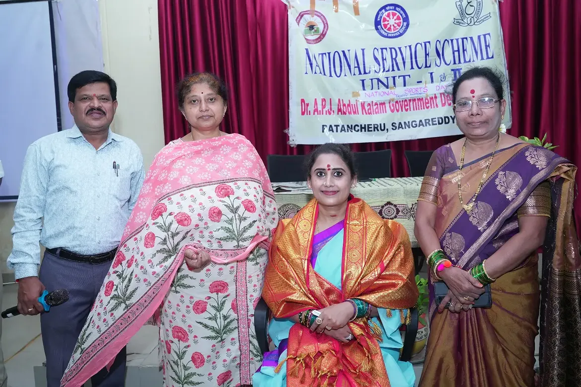 Nandamuri Deepika Janaki Ram distributed helmets to students in memory of Harikrishna