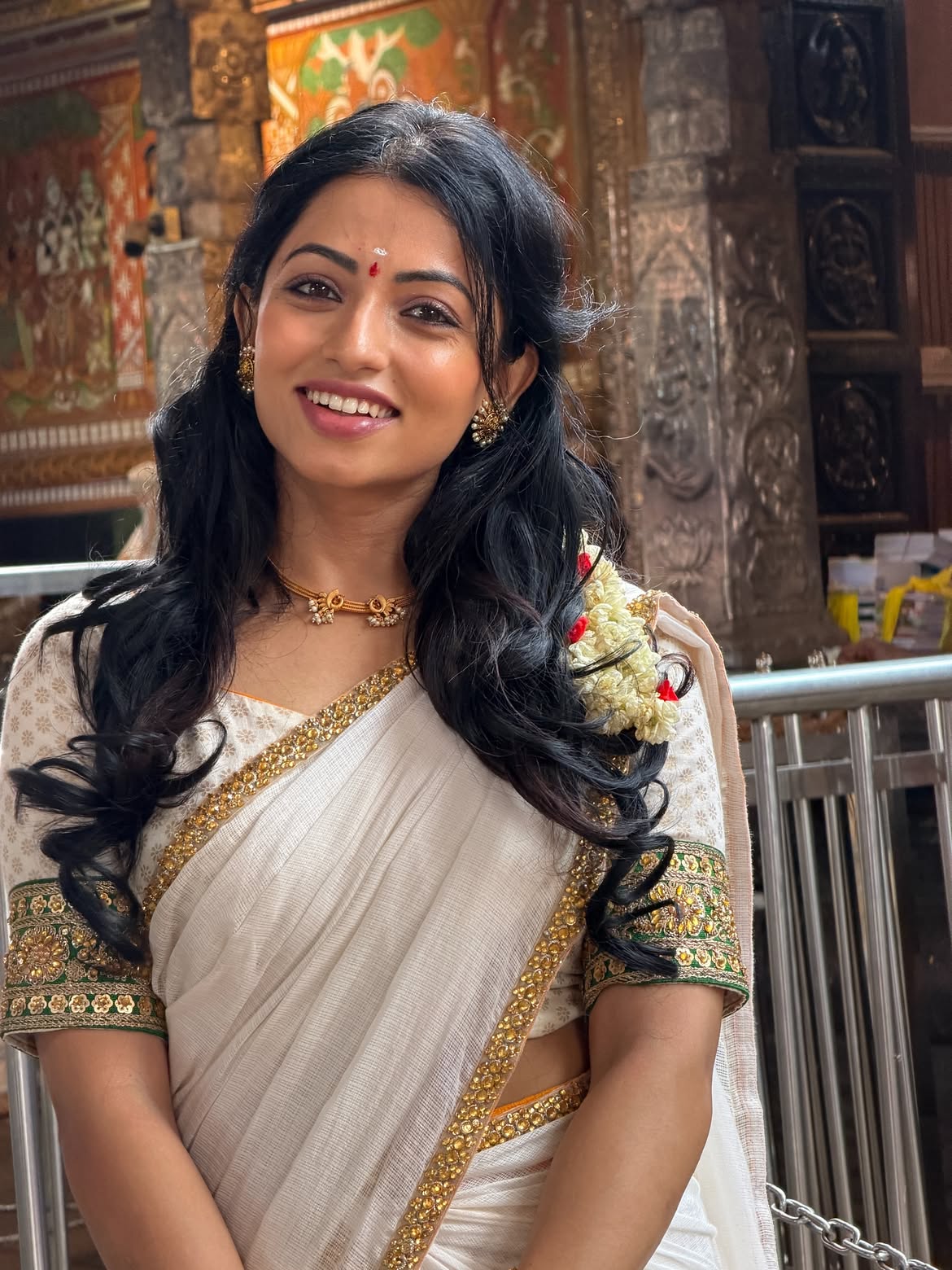 Navya Swamy Visits Kerala Guruvayur Temple