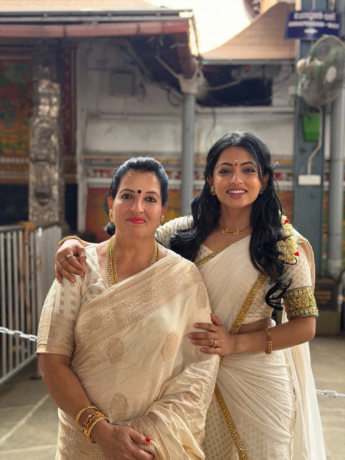 Navya Swamy Visits Kerala Guruvayur Temple