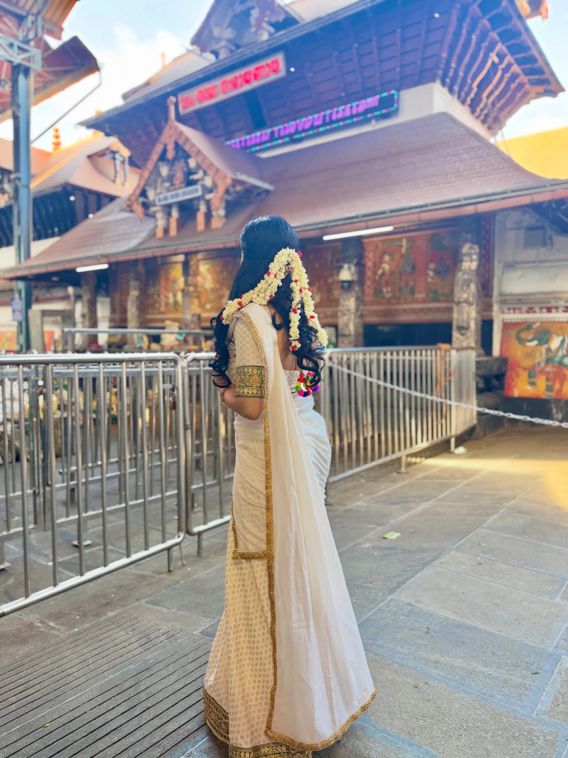 Navya Swamy Visits Kerala Guruvayur Temple