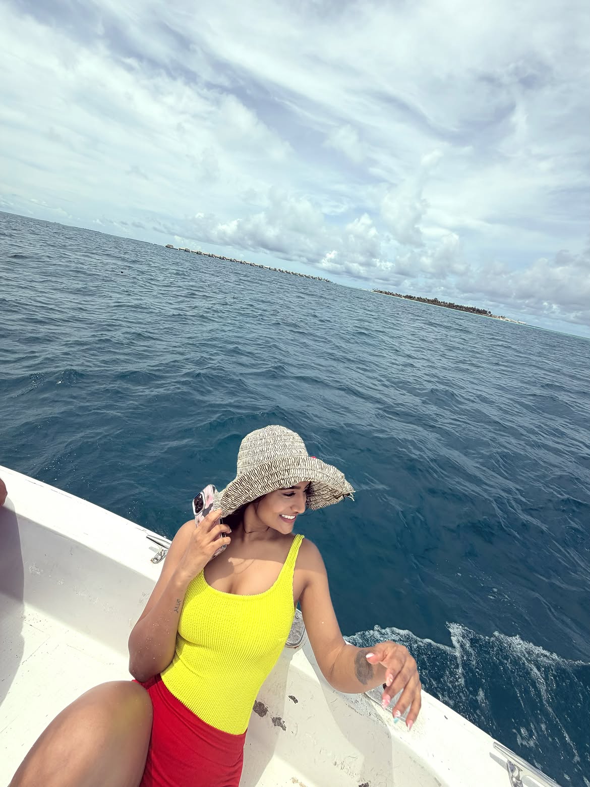 Nayani Pavani Shares Maldives Vacation Photos