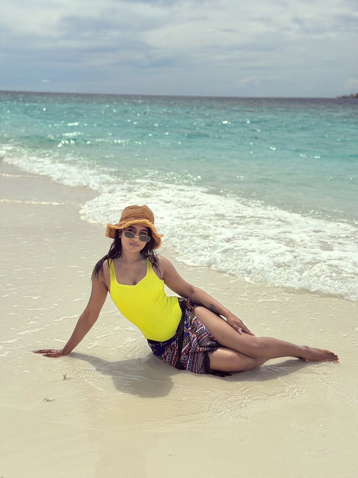 Nayani Pavani Shares Maldives Vacation Photos