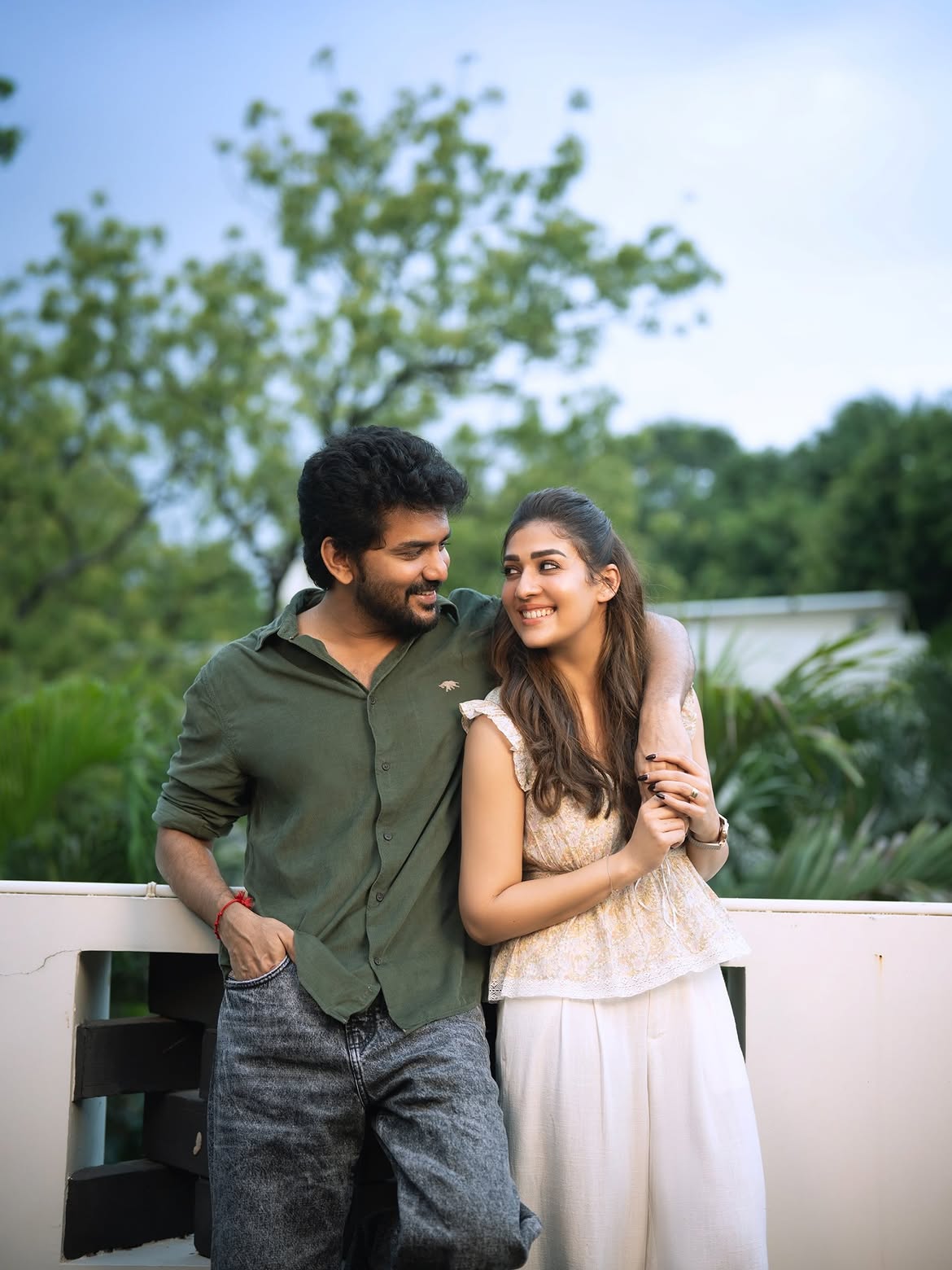 Nayanthara Shares Photos with Kavina