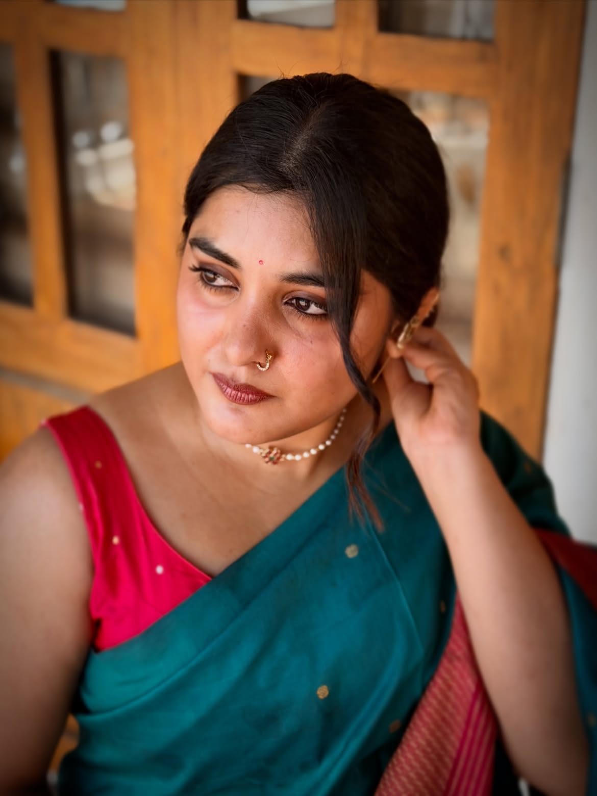 Nivetha Thomas Stunning Looks in Mother Saree