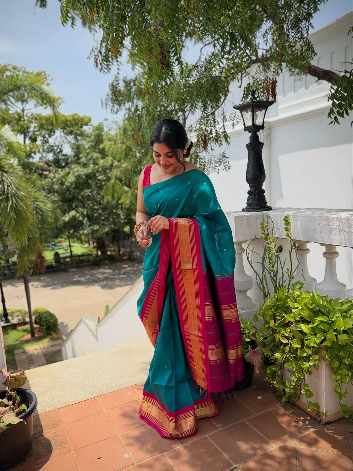 Nivetha Thomas Stunning Looks in Mother Saree