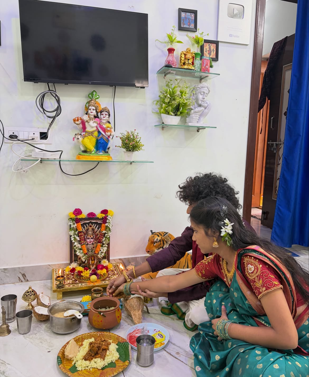 Patas Praveen Kadem vamshitha Bonalu Special Photos