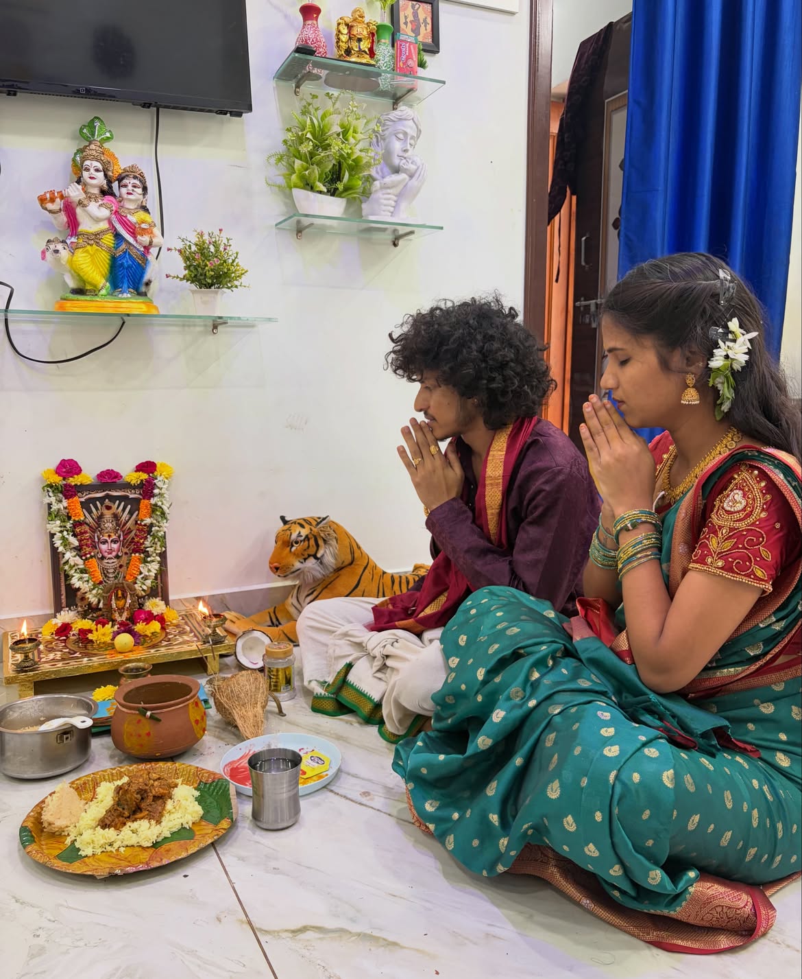 Patas Praveen Kadem vamshitha Bonalu Special Photos