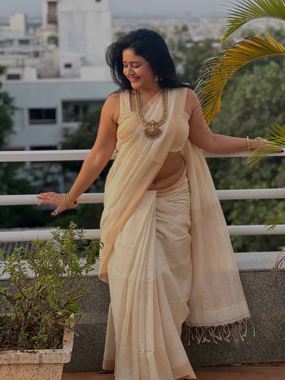 Poonam Bajwa Cute Photos on Onam Festival