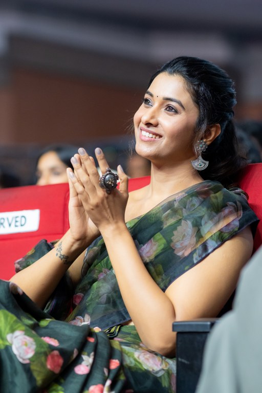 Priya Bhavani Shankar Simple Looks in Saree From Irumudi Pre Release Event