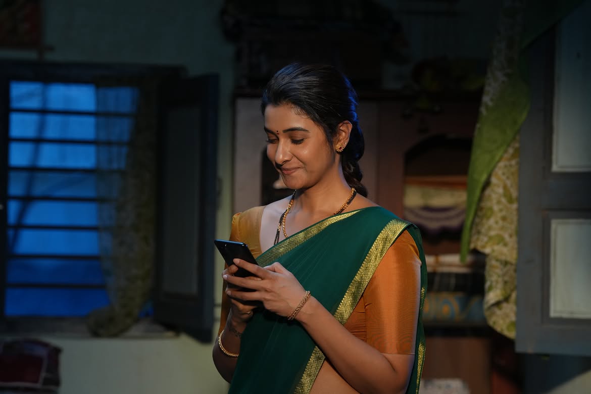 Priya Bhavani Shankar Shares Irumudi Working Stills