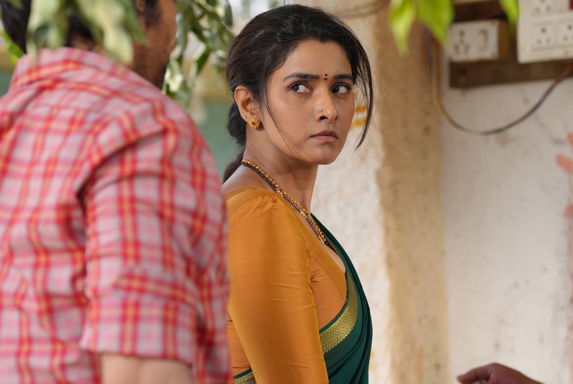 Priya Bhavani Shankar Shares Irumudi Working Stills