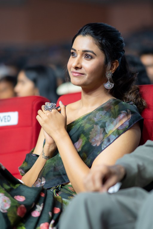 Priya Bhavani Shankar Simple Looks in Saree From Irumudi Pre Release Event