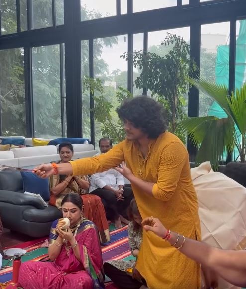 Priyanka Upendra Celebrates Varalakshmi Vratham with her Family