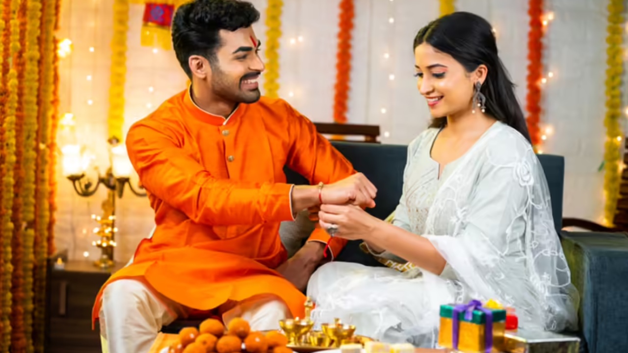 Raksha Bandhan 2026 : రాఖీ కట్టేందుకు శుభ సమయం ఇదే.. ఈ సమయాల్లో అస్సలు కట్టొద్దు