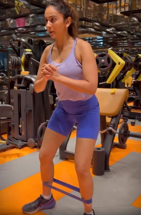 Rakul Preet Singh Hard Working in Gym
