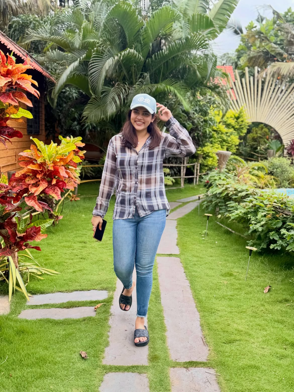 Rithu Chowdary Shares Photos from Nature