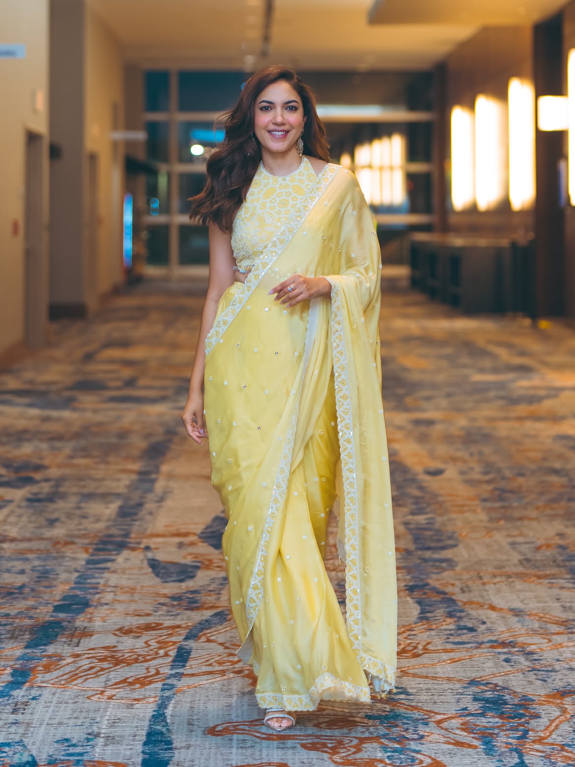 Ritu Varma Stunning Looks in Saree