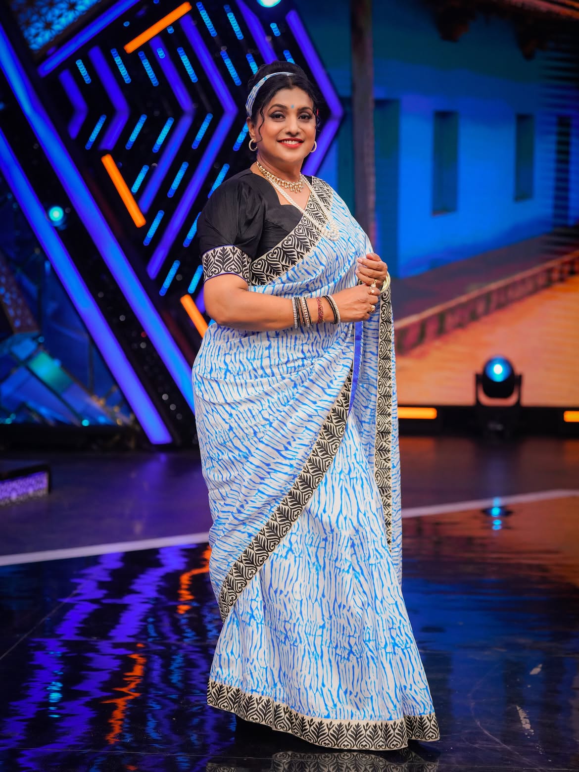 Actress Roja Retro Looks
