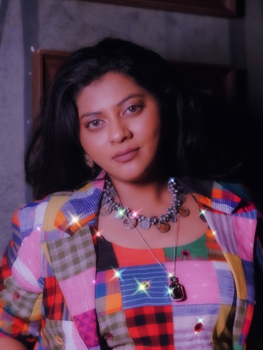 Sameera Bharadwaj Stylish Looks