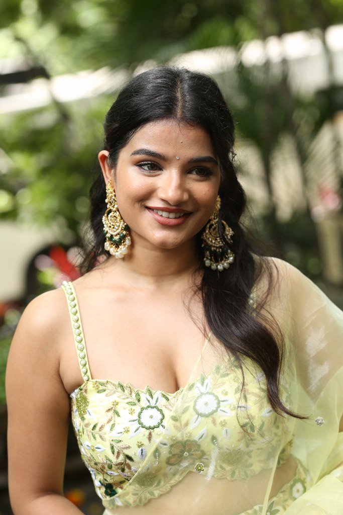 Satwika Cute Looks in Veta Movie Opening