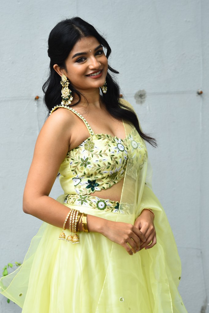 Satwika Cute Looks in Veta Movie Opening