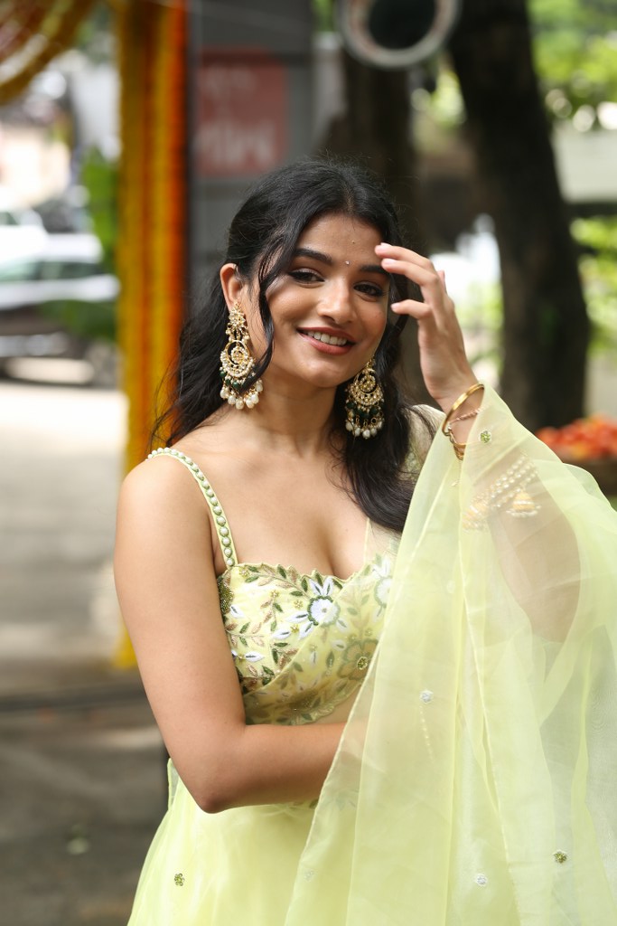 Satwika Cute Looks in Veta Movie Opening