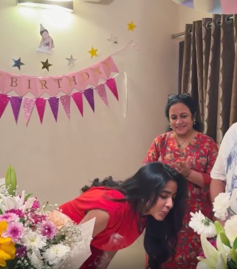 Shivani Nagaram Birthday Celebrations with Family