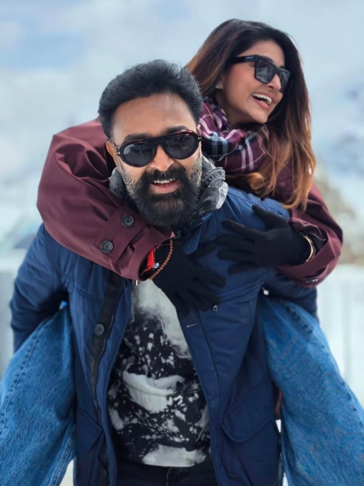 Sneha Shares Cute Photos on her Husband Prasanna Birthday
