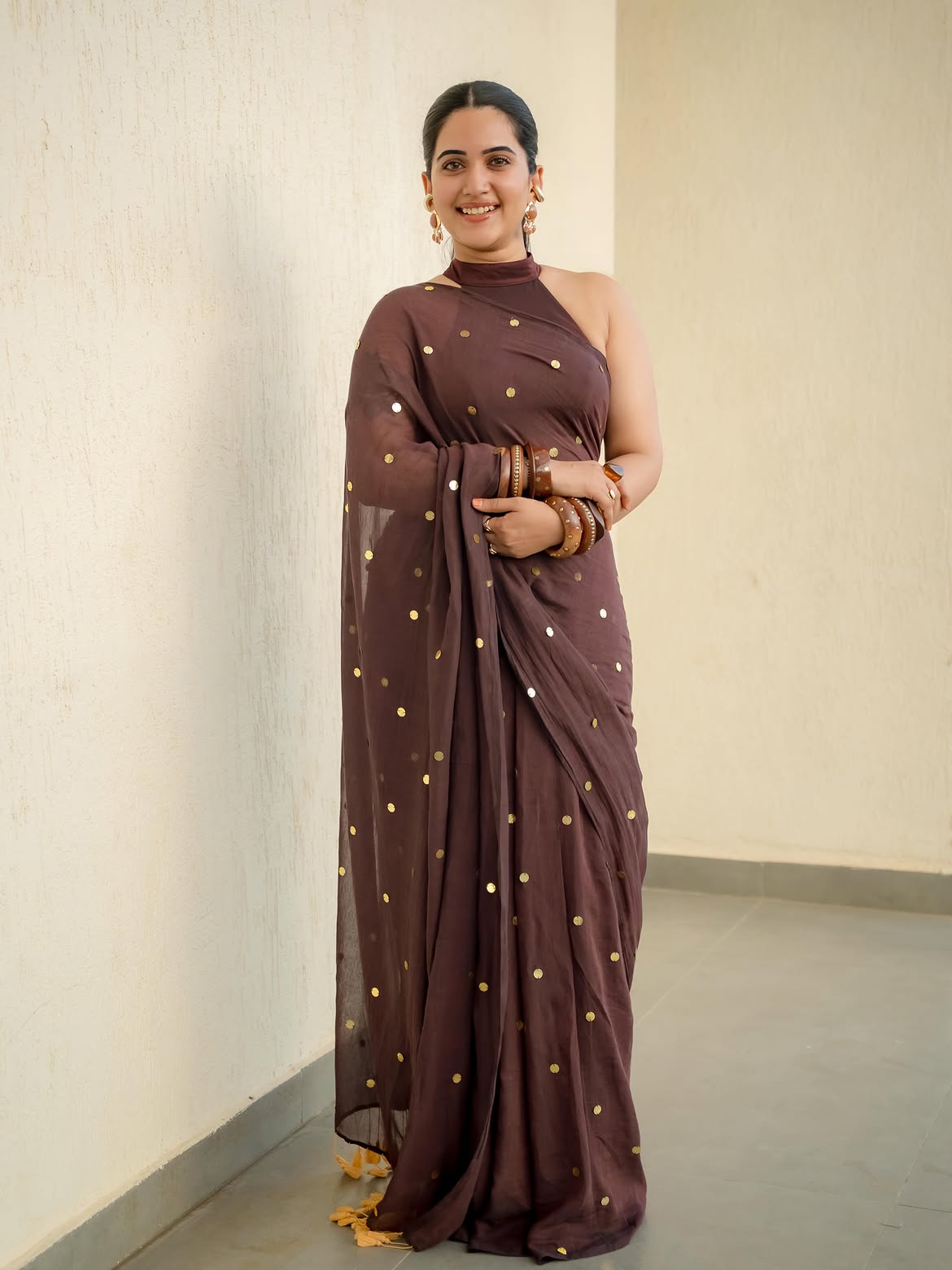 Sravanthi Chokarapu Stunning Looks in Saree