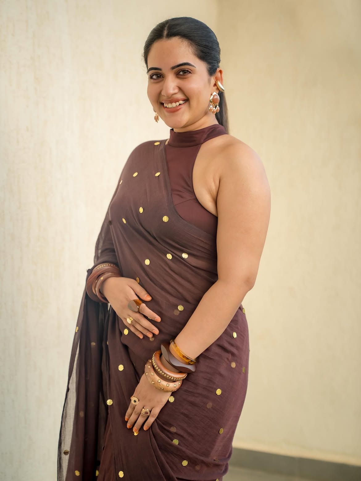Sravanthi Chokarapu Stunning Looks in Saree