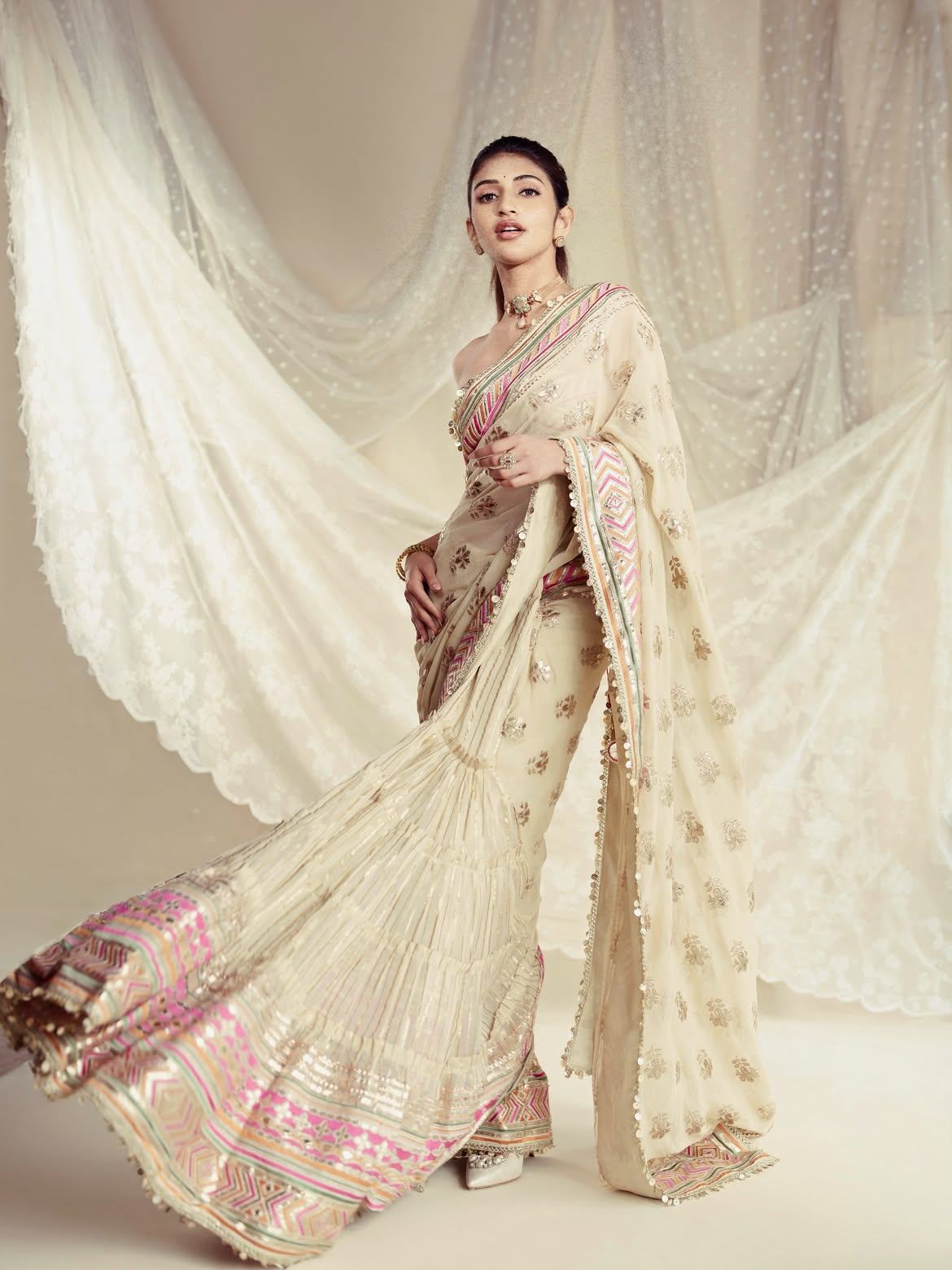 Sreeleela Cute Looks in Saree