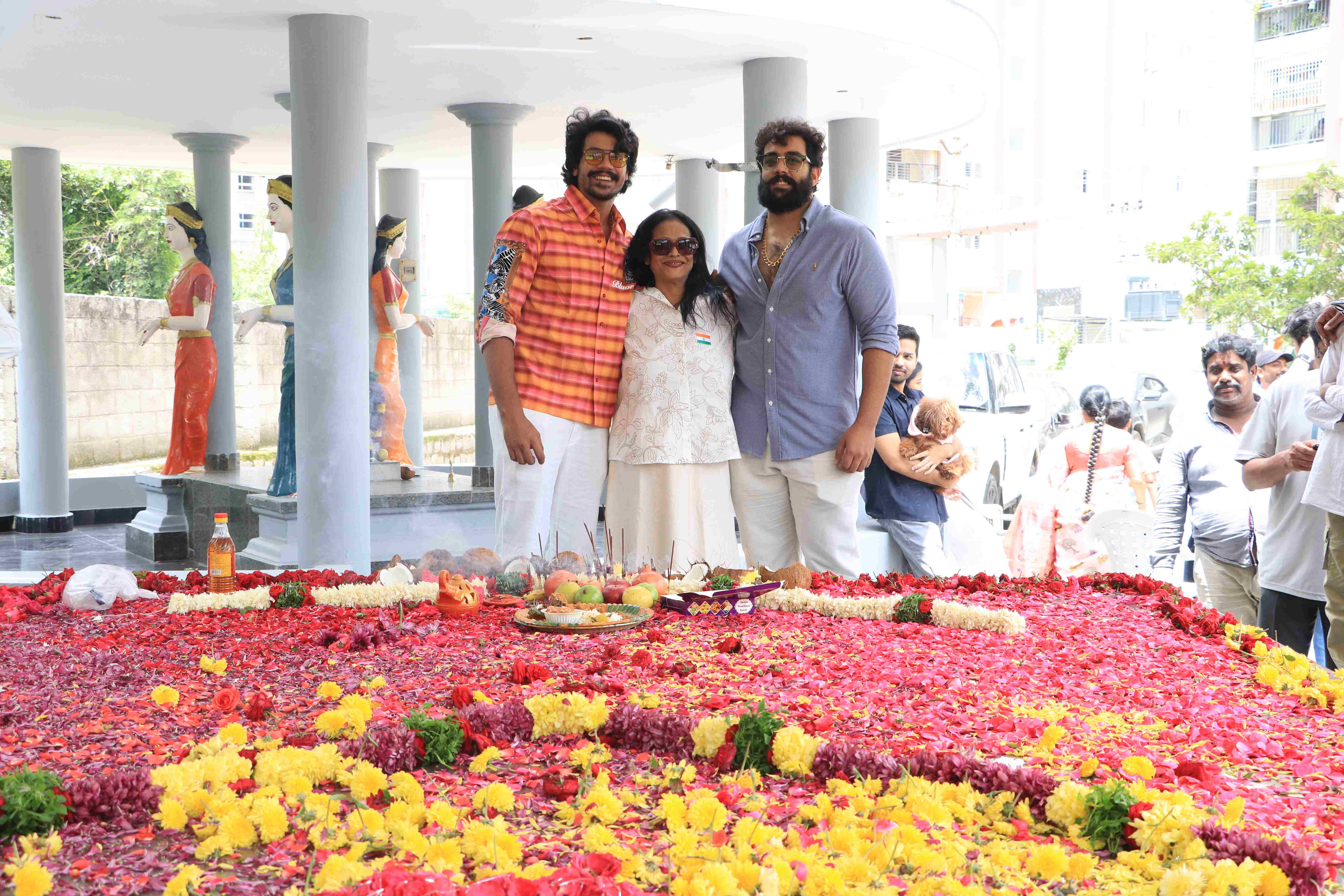 Srihari Wife and Sons Pay Tributes to his Birth Anniversary