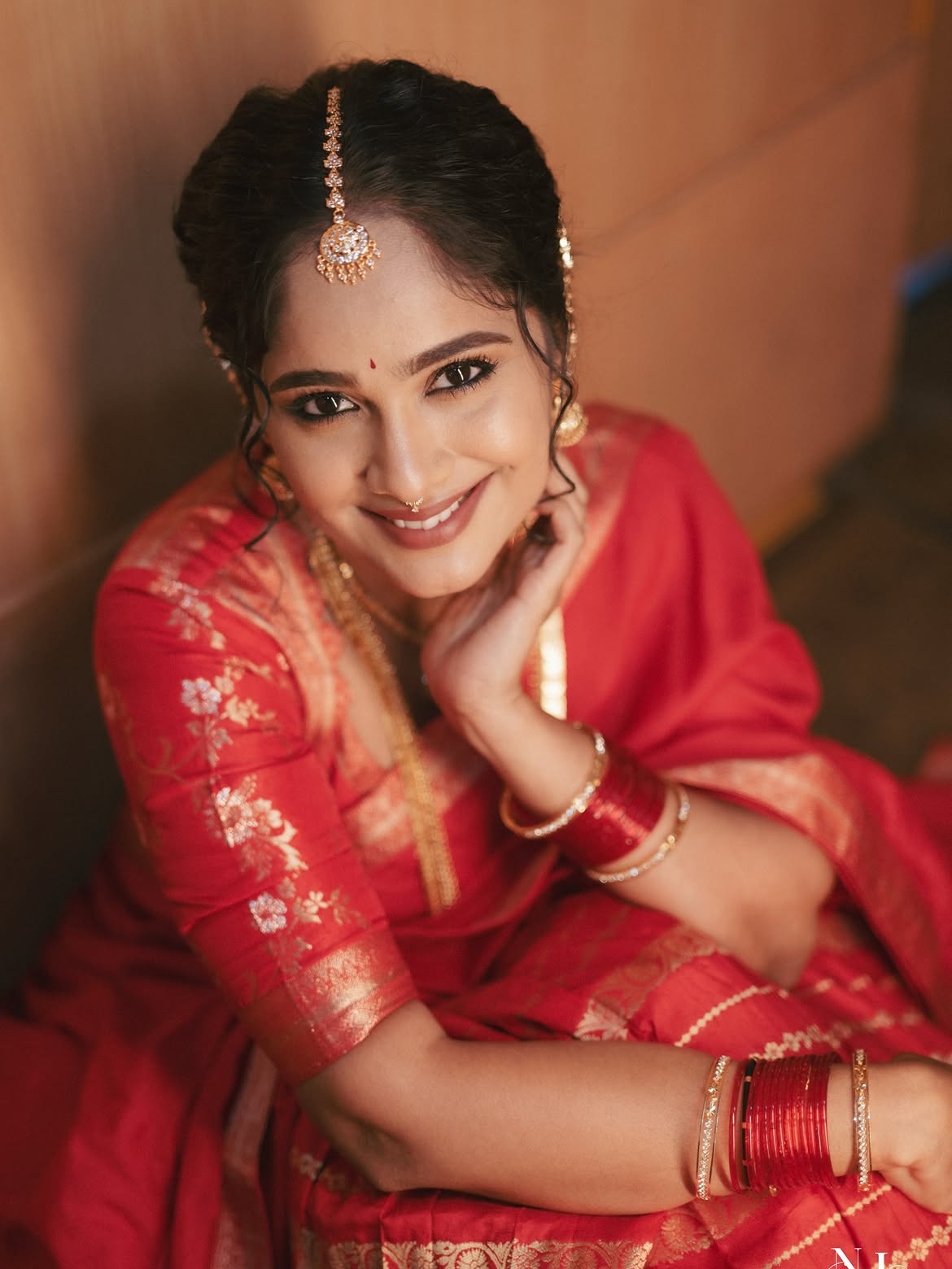 Tejaswini Gowda Stunning Telugu Looks