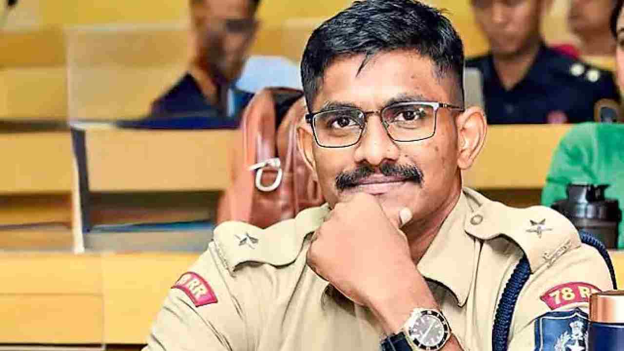 Uday Krishna Reddy Case: ట్రైనీ ఐపీఎస్ కేసులో కొత్త ట్విస్ట్.. మరో మహిళతో ఉదయ్ సంబంధం.. పోలీసుల సోదాల్లో ప్రేమలేఖలు, కత్తి లభ్యం