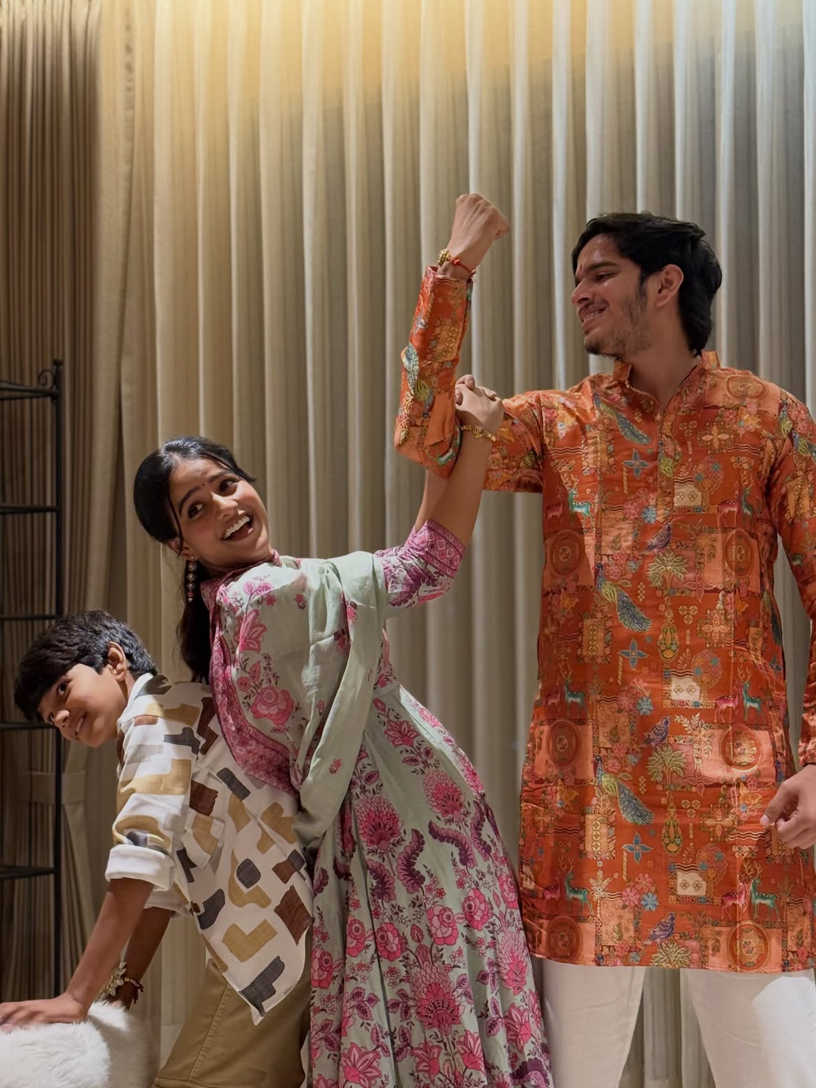 Vaishnavi Chaitanya Raksha Bandhan Celebrations with Family