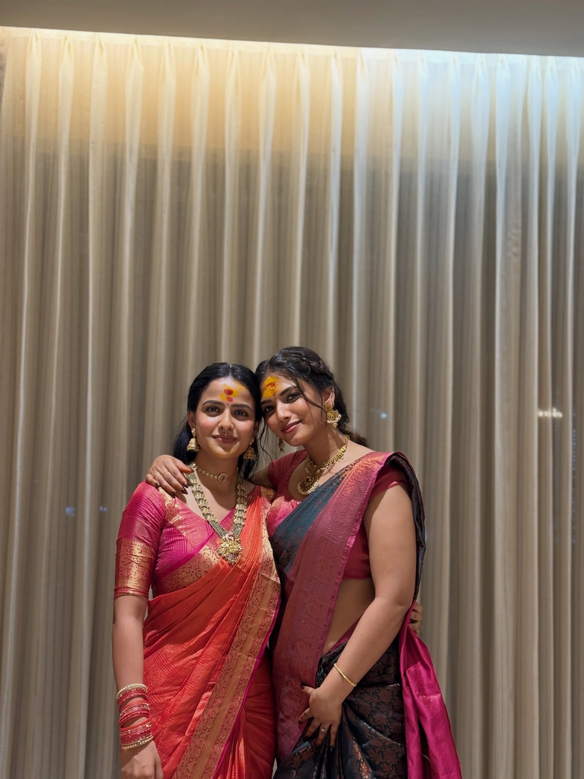 Vaishnavi Chaitanya Bonalu Special Photos with Family