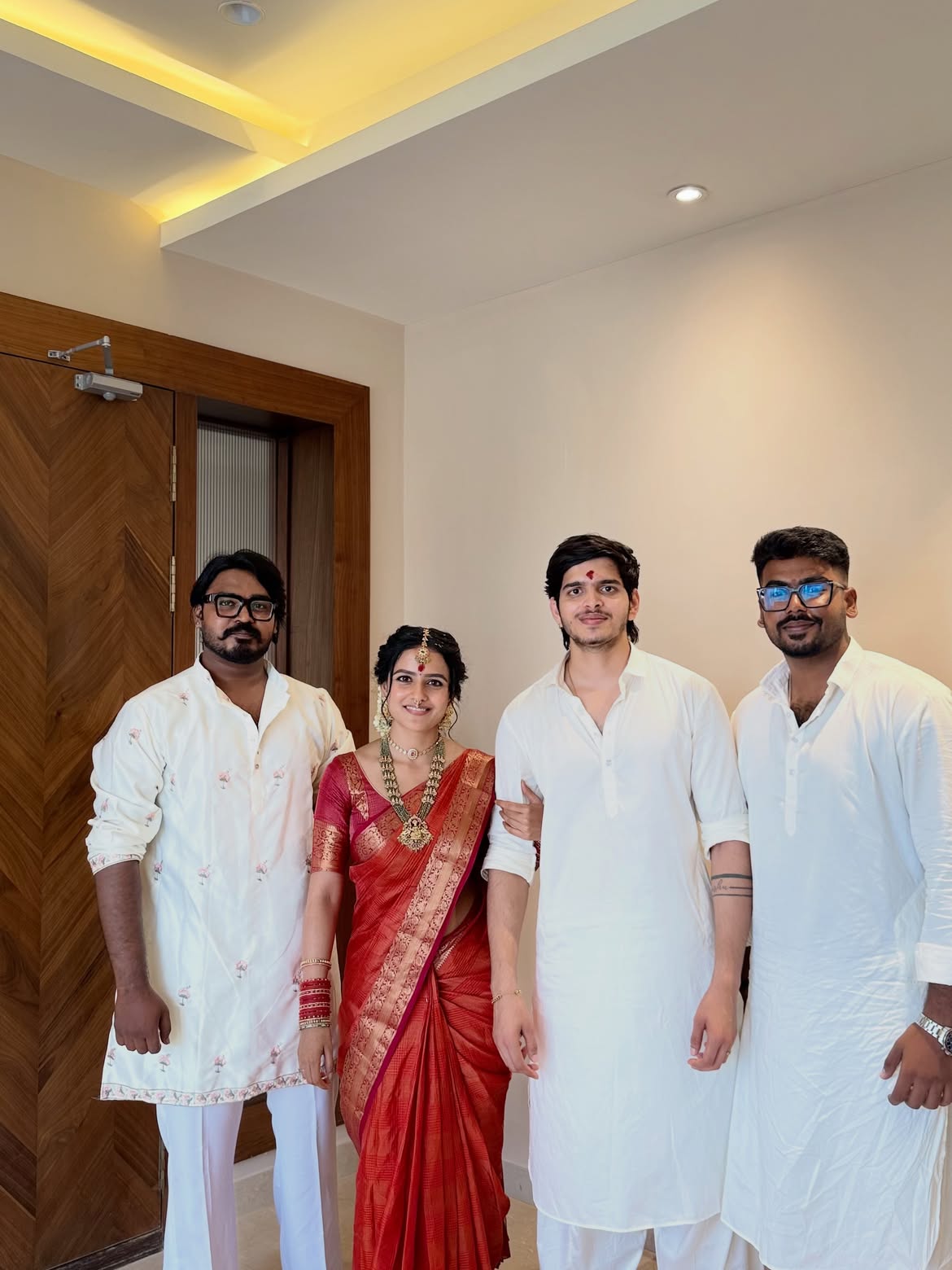 Vaishnavi Chaitanya Bonalu Special Photos with Family