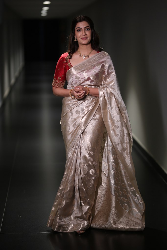 Varalaxmi Sarathkumar Stunning Looks in Saree at Kurma Avatar
