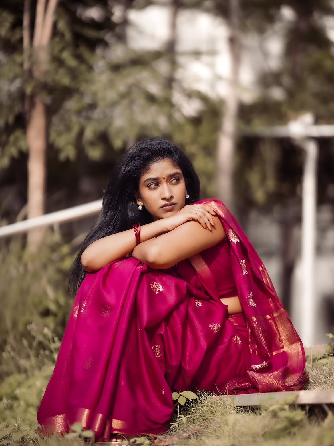 Vedha Jalandhar Stunning Looks in Saree