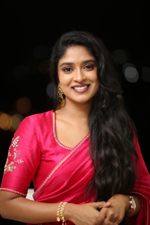 Vedha Jalandhar Stunning Looks in Saree